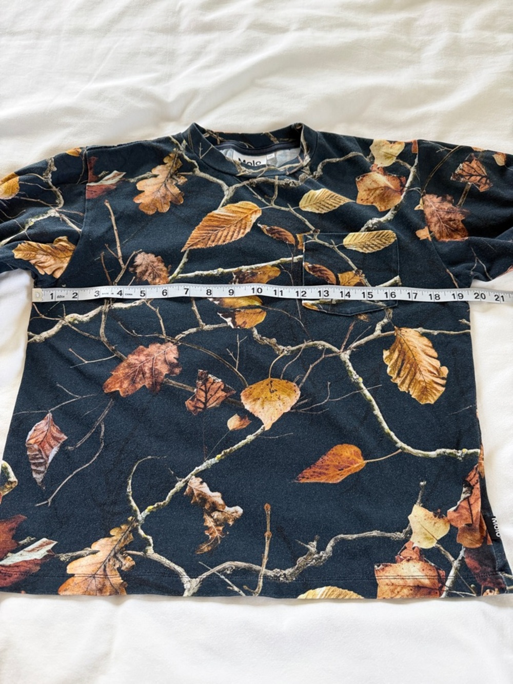 Molo Ruben Long Sleeve Tee Navy Branch Camo Print Size 12 (152) Kids - Picture 6 of 11